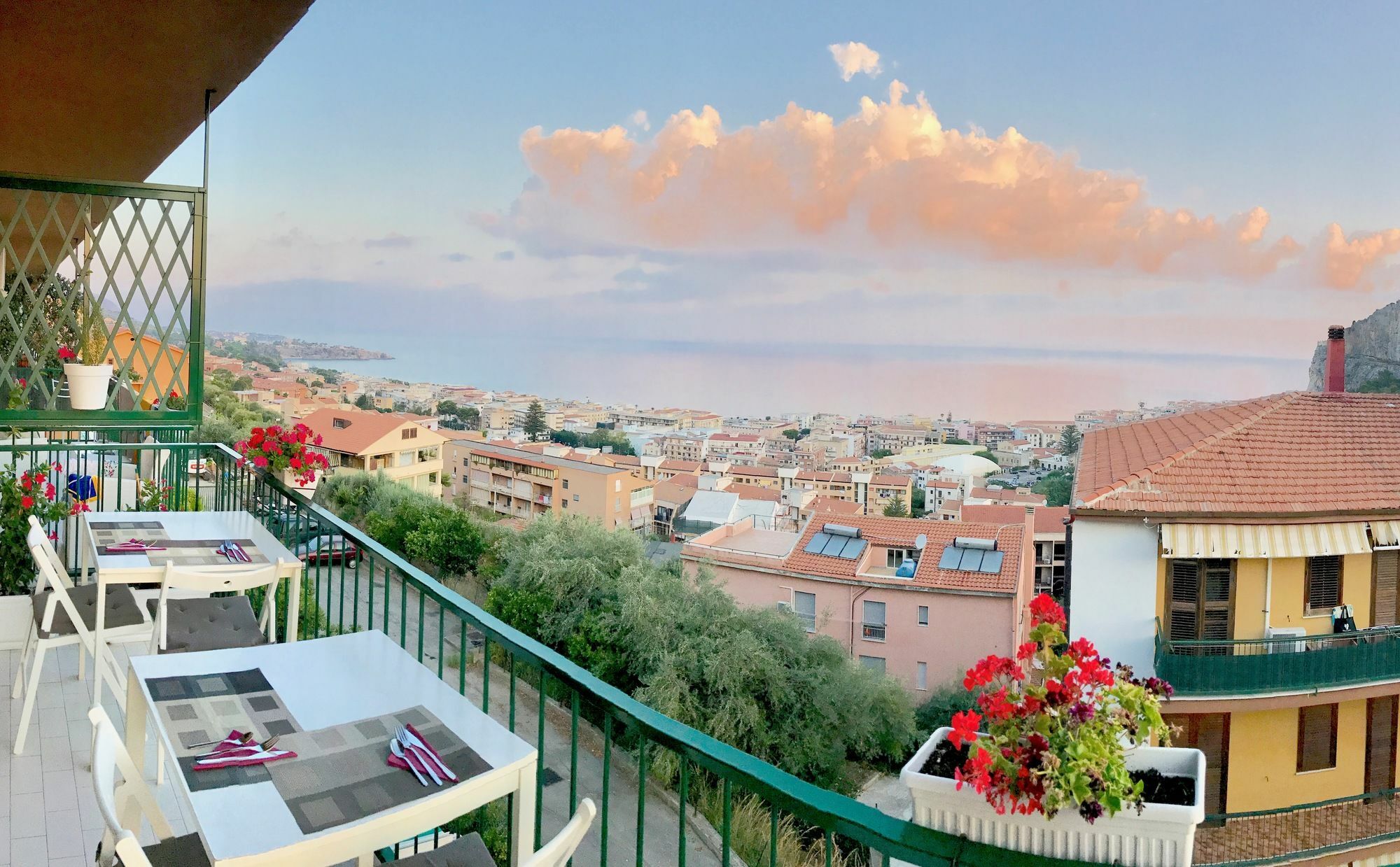 Ma&Mi Guest House Cefalù Eksteriør billede